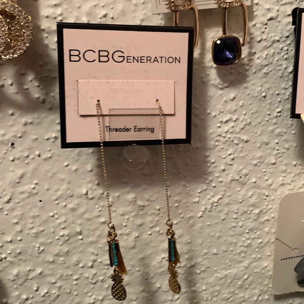 BCBGeneration Threader Earrings - Picture 3 of 7
